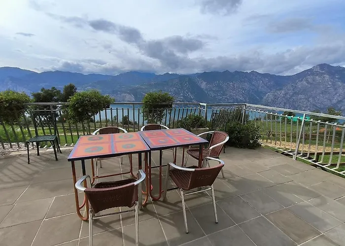 Вилла Residenza Monica Мальчезине