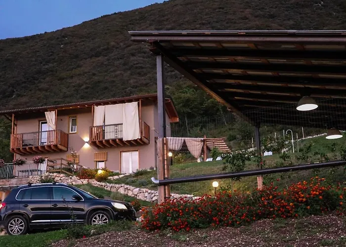 Residenza Monica * Мальчезине
